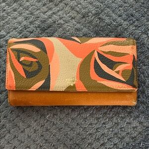 Fossil Floral Pattern Leather Wallet in Coral, Olive & Tan